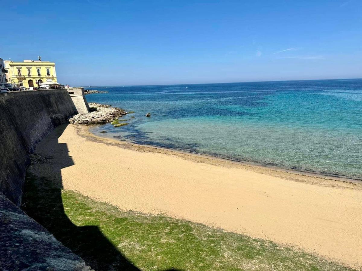 Minzoni Gallipoli Sul Mare E 130 Mt Dal Centro Екстериор снимка